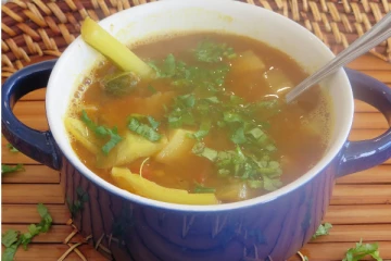 மலச்சிக்கலை அடித்து விரட்டும் வாழைத்தண்டு சூப்.... பத்தே நிமிடத்தில் ரெடி!