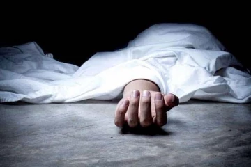 கர்ப்பிணி பெண் தூக்கிட்டு தற்கொலை: கதறும் 10 மாத குழந்தை! தப்பியோடிய கணவர்