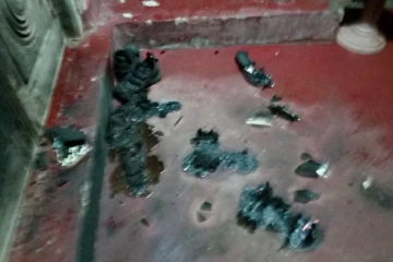 யாழில் பெட்ரோல் குண்டுத் தாக்குதல்