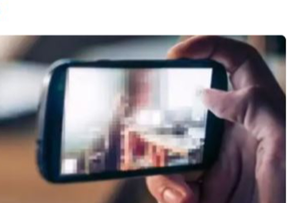 முகத்தில் முகப்பரு, சேர்ந்து வாழ மறுத்த கணவன்..மனைவியின் நிர்வாணப்படத்தை வைத்து மிரட்டிய அதிர்ச்சி சம்பவம் - தமிழ்நாடு