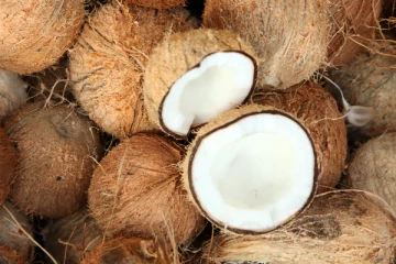 சந்தையில் தேங்காய் விலை திடீர் அதிகரிப்பு