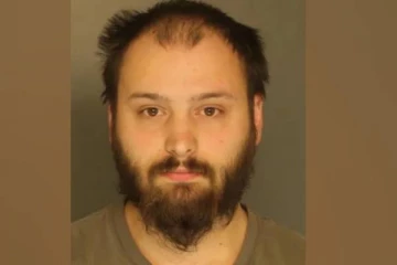 அளவுக்கு அதிகமாக மது குடித்த பெண்ணை காரில் வைத்து சீரழித்த இளைஞன்! நீதிமன்றம் தந்த தண்டனை