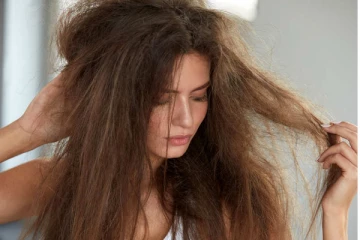 முடி பறவைக்கூடு மாதிரி அசிங்கமா இருக்கா? குங்குமப்பூவை 10 நிமிடங்கள் தண்ணீரில் வைத்து குடிங்க.... அதிசயம் நடக்கும்!