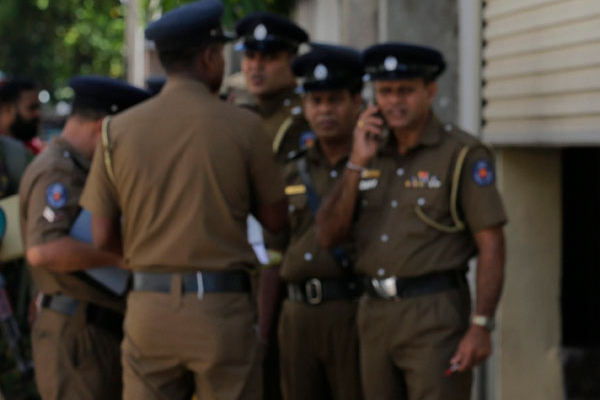 இவரை தெரியுமா? பொதுமக்களின் உதவி கோரியுள்ள பொலிஸார் | Kidnapping Girl