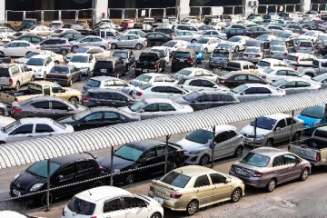 வாகன இறக்குமதிக்கு அனுமதித்தால் ஏற்படும் பாதக நிலை! அதள பாதாளத்தில் விழும் ரூபா