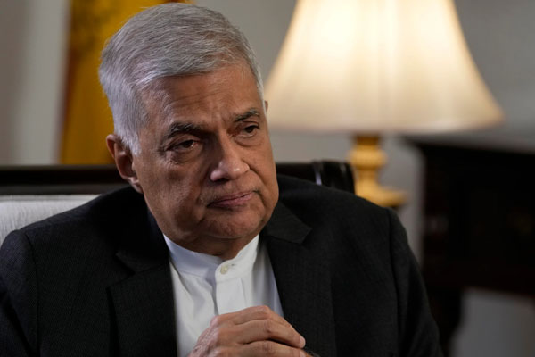 மீண்டும் நாடு திரும்பிய ஜனாதிபதி ரணில் விக்கிரமசிங்க | Ranil Wickremesinghe Returned To The Country