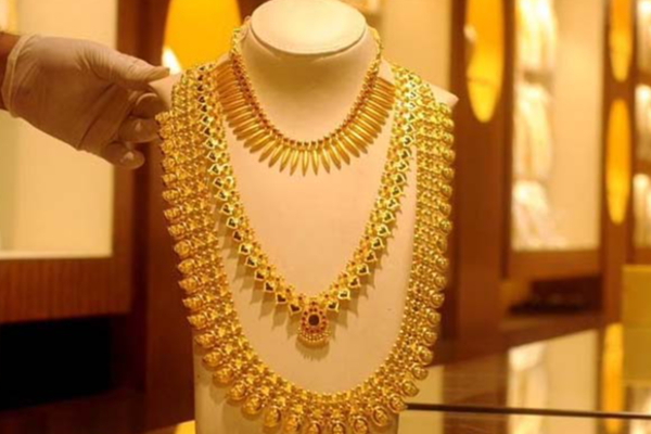 Today Gold Rate: தொடர்ந்து 3வது நாளாக தங்கம் விலை சரிவு! இன்று சவரன் எவ்வளவு? | Gold Rate February 18 2026 India And Srilanka