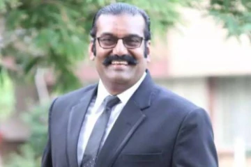 நடிகர் நெப்போலியன் திருநெல்வேலியில் இவ்வளவு பெரிய மருத்துவமனை கட்டியுள்ளாரா?