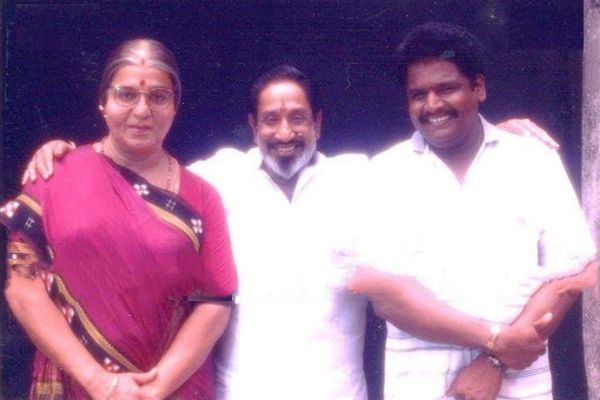 ஆம்பளையை காதலிக்கனுமா? நடிக்க கேட்ட கமலை துரத்தி அடித்த சிவாஜி கணேசன்.. | Sivaji Who Took Sema Dose Kamal Away