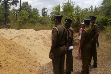 சட்டவிரோத மணல் அகழ்வாளர்களால் இளைஞர் மீது தாக்குதல்