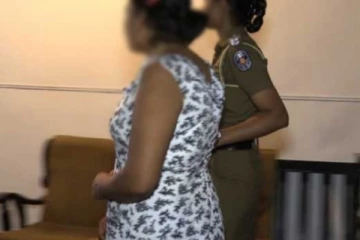 பொலிசாருக்கு 32 வயது பெண் கொடுத்த அதிர்ச்சி!