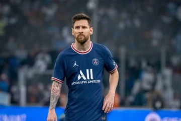 பிரபல கால்பந்து வீரர் மெஸ்சிக்கு கொரோனா தொற்று உறுதி!