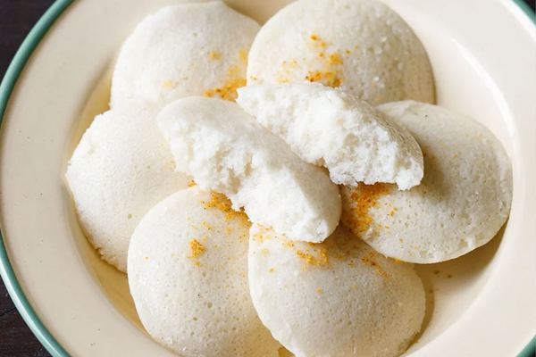 ரேஷன் அரிசியில் பஞ்சு போன்ற இட்லி வேண்டுமா? இந்த ஒரு பொருளை மட்டும் சேருங்க | Ration Rice Soft Idly Add This Ingredient