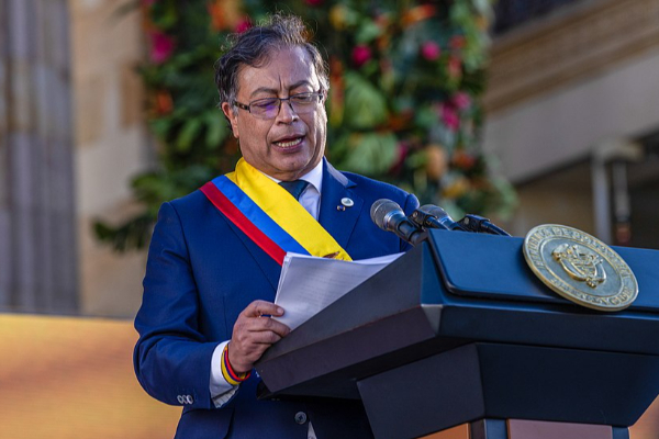 ட்ரம்பிற்கு கொலம்பியாவின் பகிரங்க எச்சரிக்கை...! முறியும் இராஜதந்திர உறவுகள் | Colombia President Petro Warns Trump I Will Arm