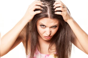 ஒரு பைசா கூட செலவழிக்காமல் தலை அரிப்பை சரிசெய்யலாம்! எப்படி தெரியுமா?