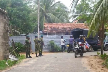 மன்னார் - பேசாலை பொலிஸ் பிரிவில் விசேட சுற்றிவளைப்பு (Photos)