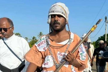 தலைமன்னாரிலிருந்து மாத்தளை நோக்கிய நடைபவனி ஆரம்பம் !