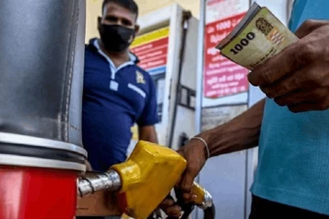 අනෙක් රටවලට සාපේක්ෂව මෙරට ඉන්ධන මිල ඉතා අඩුයි - ජනතාවට දරාගත හැකි මට්ටමකට සීමා කළා - ඛනිජ තෙල් සංස්ථා සභාපති