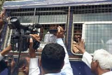 தமிழ் அரசியல் கைதிகள் 8 பேருக்கு இன்று விடுதலை