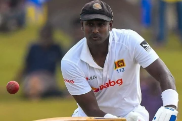 இலங்கை ஜாம்பவானின் சாதனையை அடித்து நொறுக்கிய ஏஞ்சலோ மேத்யூஸ்!