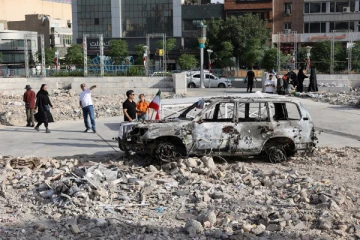 போர் நிறுத்த அறிவிப்புக்கு பிறகு ஈரான் தாக்குதல்: இஸ்ரேலில் 3 பேர் பலி