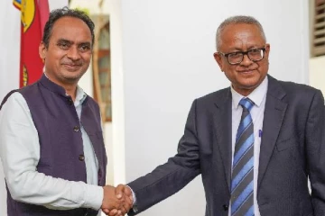 கிழக்கு ஆளுநரை சந்தித்து கலந்துரையாடிய இந்திய பிரதி உயர்ஸ்தானிகர்