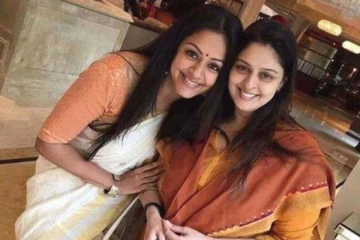 திருமண கொண்டாட்டத்தில் குழந்தைகளுடன் ஜோதிகா! அடையாளம் தெரியாமல் மாறிய நடிகை நக்மா