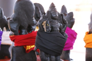 சனியின் கும்ப ராசி பயணம்.., செல்வ செழிப்புடன் வாழப்போகும் 3 ராசிகள்