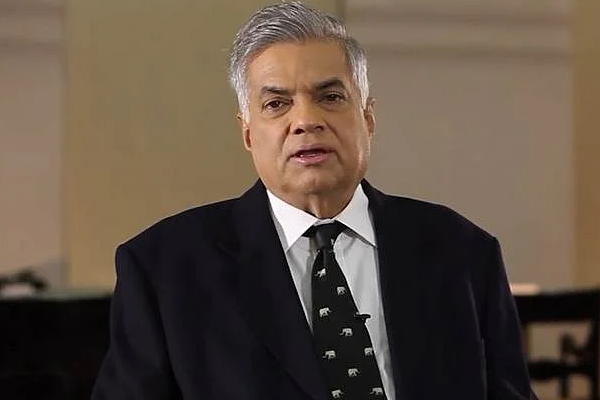 வீடு எரிக்கப்பட்டமைக்கு பிரபல ஊடகமே காரணம்; சினம் வெளியிட்ட ரணில் | Popular Media Blamed For House Burning வீடு எரிக்கப்பட்டமைக்கு பிரபல ஊடகமே காரணம்; சினம் வெளியிட்ட ரணில் | Popular Media Blamed For House Burning
