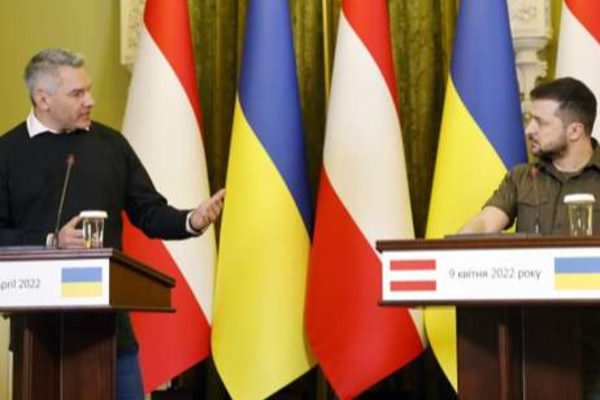 உக்ரைன் யுத்தக்களம்: முதல் முறையாக ஐரோப்பிய தலைவர் ஒருவர் புட்டினை சந்திக்கிறார்.(Video) | Ostria Russo Ukrainian War உக்ரைன் யுத்தக்களம்: முதல் முறையாக ஐரோப்பிய தலைவர் ஒருவர் புட்டினை சந்திக்கிறார்.(Video) | Ostria Russo Ukrainian War