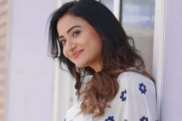 இதயம் சீரியலில் இருந்து வெளியேறிய ஜனனி அசோக்கின் அழகிய புகைப்படங்கள்