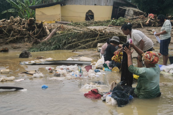 சுமத்ரா தீவில் பெரும் பேரழிவு ; உணவின்றி தவிக்கும் மக்கள் | Massive Disas Sumatra Island People Starving Death