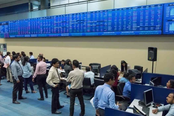 கொழும்பு பங்குச் சந்தையின் இன்றைய நிலவரம்! | Colombo Stock Exchange Recorded A Fall