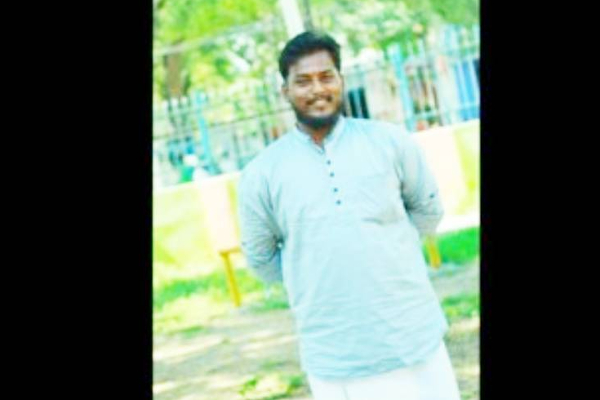 நடுரோட்டில் ரத்தம் சொட்ட சொட்ட கூலித்தொழிலாளி வெட்டி படுகொலை : பழிக்குப் பழியா? பரபரப்பு சம்பவம் - தமிழ்நாடு