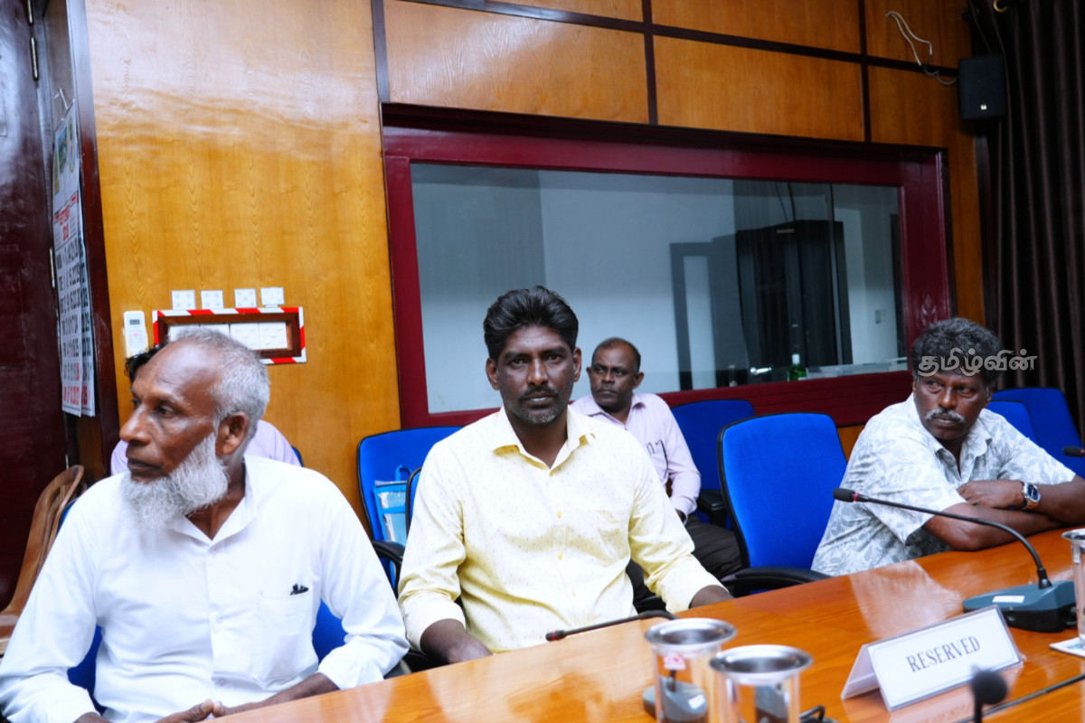 நாச்சிக்குடா பாடசாலை பெயர் மாற்ற விவகாரம் - ஆவணங்களை சமர்ப்பிக்க கால அவகாசம் | Nachikuda School Name Change Issue