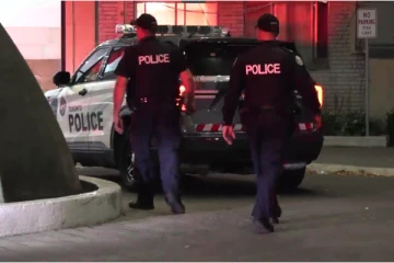 கனடாவில் இடம்பெற்ற கத்திக்குத்து சம்பவத்தில் இரண்டு பேர் காயம்