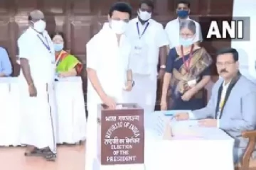 குடியரசு தலைவர் தேர்தல் : வாக்களித்தார் முதலமைச்சர் மு.க.ஸ்டாலின்