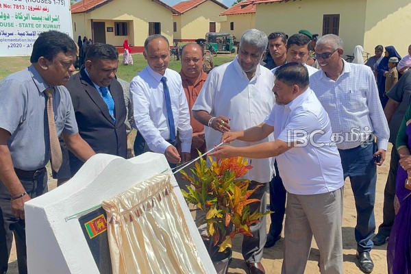 சட்டவிரோதமாக அமைக்கப்பட்ட வீட்டுதிட்டம் - சட்ட பூர்வமாக திறந்து வைத்த அமைச்சர்கள்..! மன்னாரில் சம்பவம் | Srilanka Mannar House Opening Prasanna Ranathunga சட்டவிரோதமாக அமைக்கப்பட்ட வீட்டுதிட்டம் - சட்ட பூர்வமாக திறந்து வைத்த அமைச்சர்கள்..! மன்னாரில் சம்பவம் | Srilanka Mannar House Opening Prasanna Ranathunga