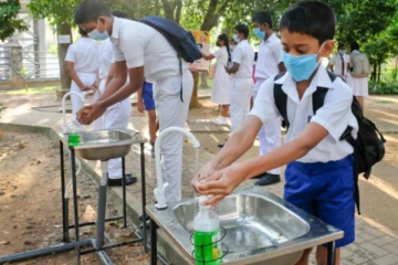 பாடசாலைகளை திறந்தால் மாணவர்களுக்கு ஆபத்து! கல்வி அமைச்சர் தகவல்