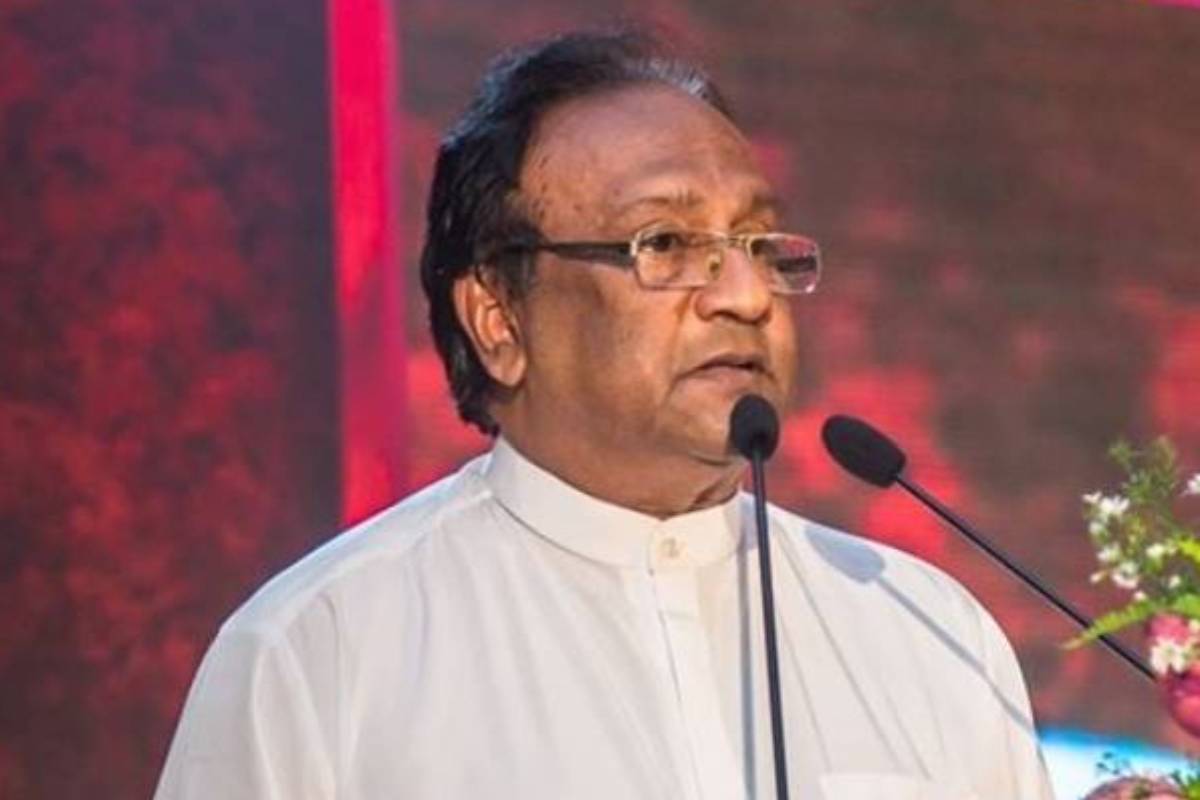 விடுதலைப் புலிகளின் தலைவருக்கு உருவச்சிலை அமைக்க அனுமதிப்பீர்களா.. அநுர தரப்பிடம் சரத் வீரசேக கேள்வி | Statue Of Prabhakaran In The North