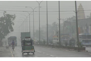 கிளிநொச்சியில் பனிமூட்டம்: மக்கள் இயல்பு வாழ்க்கை பாதிப்பு