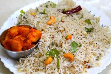 10 நிமிடத்தில் சுவையான பூண்டு மிளகு சாதம்- செய்வது எப்படி?