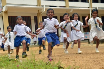 நவம்பர் முதலாம் திகதி அனைத்து தமிழ் பாடசாலைகளுக்கும் விடுமுறை