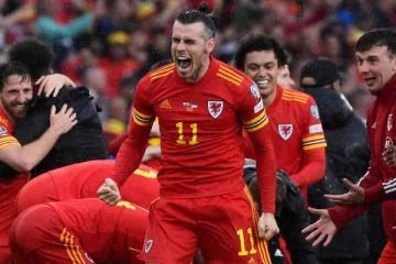 பிரித்தானியாவின் வேல்ஸ் 64 ஆண்டுகளுக்கு பின்.. உக்ரைனை வீழ்த்தி உலககோப்பைக்கு தகுதி!