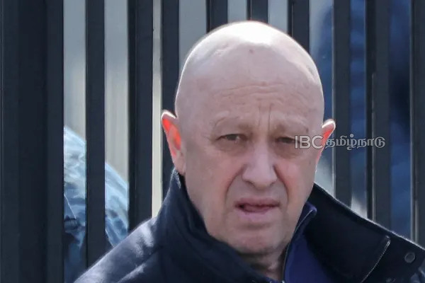 ரஷ்யாவில் உள்நாட்டு போர் பதற்றம் - வான் வழித்தாக்குதலால் மக்கள் அலறி அடித்து ஓட்டம்..! | Civil War Tensions In Russia