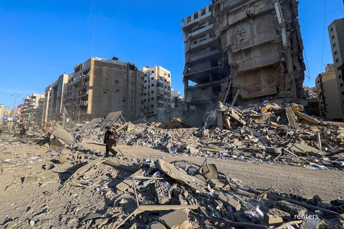 மத்திய கிழக்கில் இனி அவர்களுக்கு அனுமதி இல்லை... எமிரேட்ஸ் விமான நிறுவனம் அதிரடி | Iranian Nationals Barred From மத்திய கிழக்கில் இனி அவர்களுக்கு அனுமதி இல்லை... எமிரேட்ஸ் விமான நிறுவனம் அதிரடி | Iranian Nationals Barred From