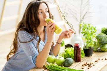 எடை அதிகரிப்பை குறைக்கணுமா ?அப்போ இந்த பானங்களை அருத்துங்கள்!