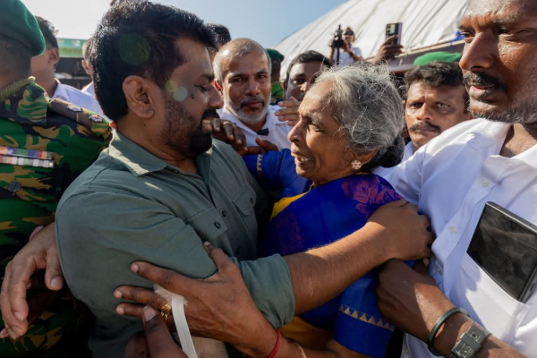 ஏமாற்றிய ஜனாதிபதி; நயினாதீவு விஹாரதிபதியிடம் தஞ்சமடைந்த தையிட்டி காணி உரிமையாளர்கள் | Thaiyiddy Land Owners Meet Nainatheevu Thero