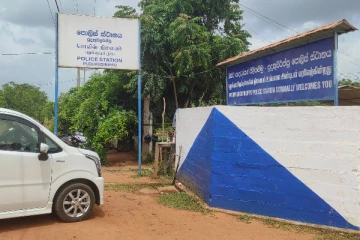 மூங்கிலாற்றில் கஞ்சா  விற்பனையை கட்டுப்படுத்த மக்கள் பொலிஸாரிடம் கோரிக்கை(Photos)