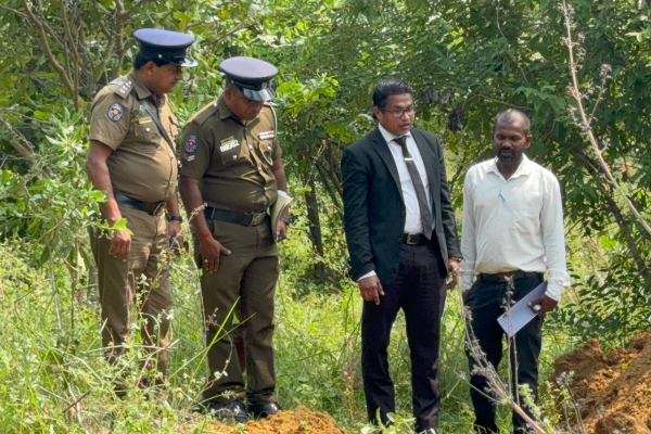 முல்லைத்தீவில் விடுதலைப்புலிகளின் ஆயுதங்களை தேடி அகழ்வு | Excavation In Search Of Ltte Weapons In Mullaitivu முல்லைத்தீவில் விடுதலைப்புலிகளின் ஆயுதங்களை தேடி அகழ்வு | Excavation In Search Of Ltte Weapons In Mullaitivu